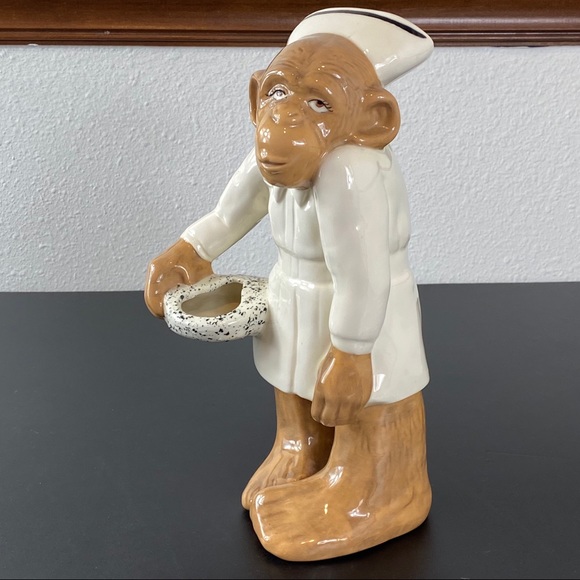 VTG ceramic LPN Nurse monkey statue funny - Picture 5 of 9